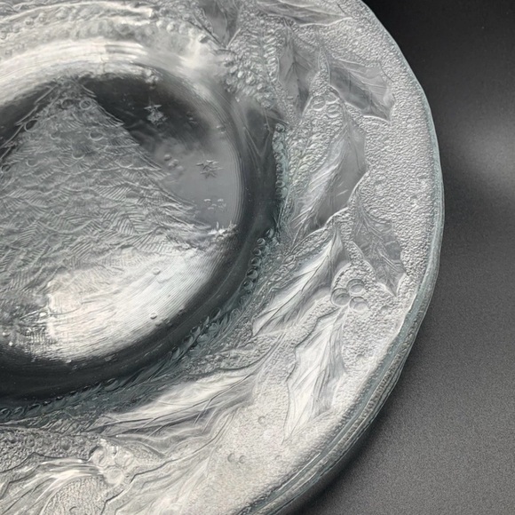 Arcoroc 5 Pcs. Holly Tree Christmas Design Dinner Plates 10.5” Clear Glass Vtg. - Picture 12 of 12